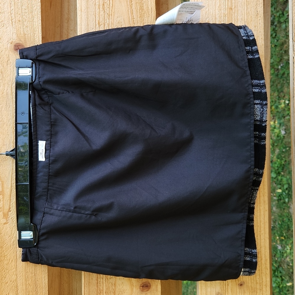 Hollister Wool Blend Plaid Skirt Black White Exposed Side Zipper Fully Lined S - Picture 11 of 17